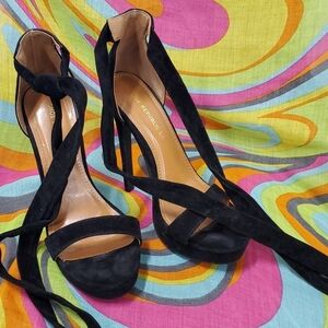 Shoe Republic LA Black 6" Stilletto Heels SZ 6.5